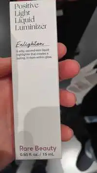 RARE BEAUTY - Enlighten - Positive light liquid luminizer