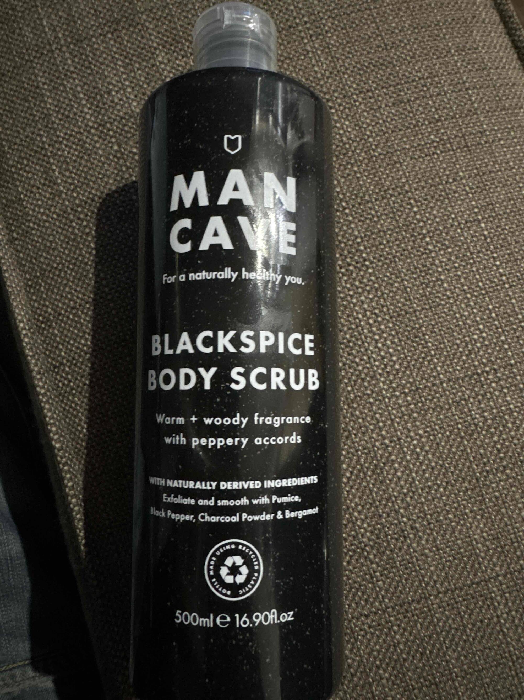 MAN CAVE - Blackspice body scrub