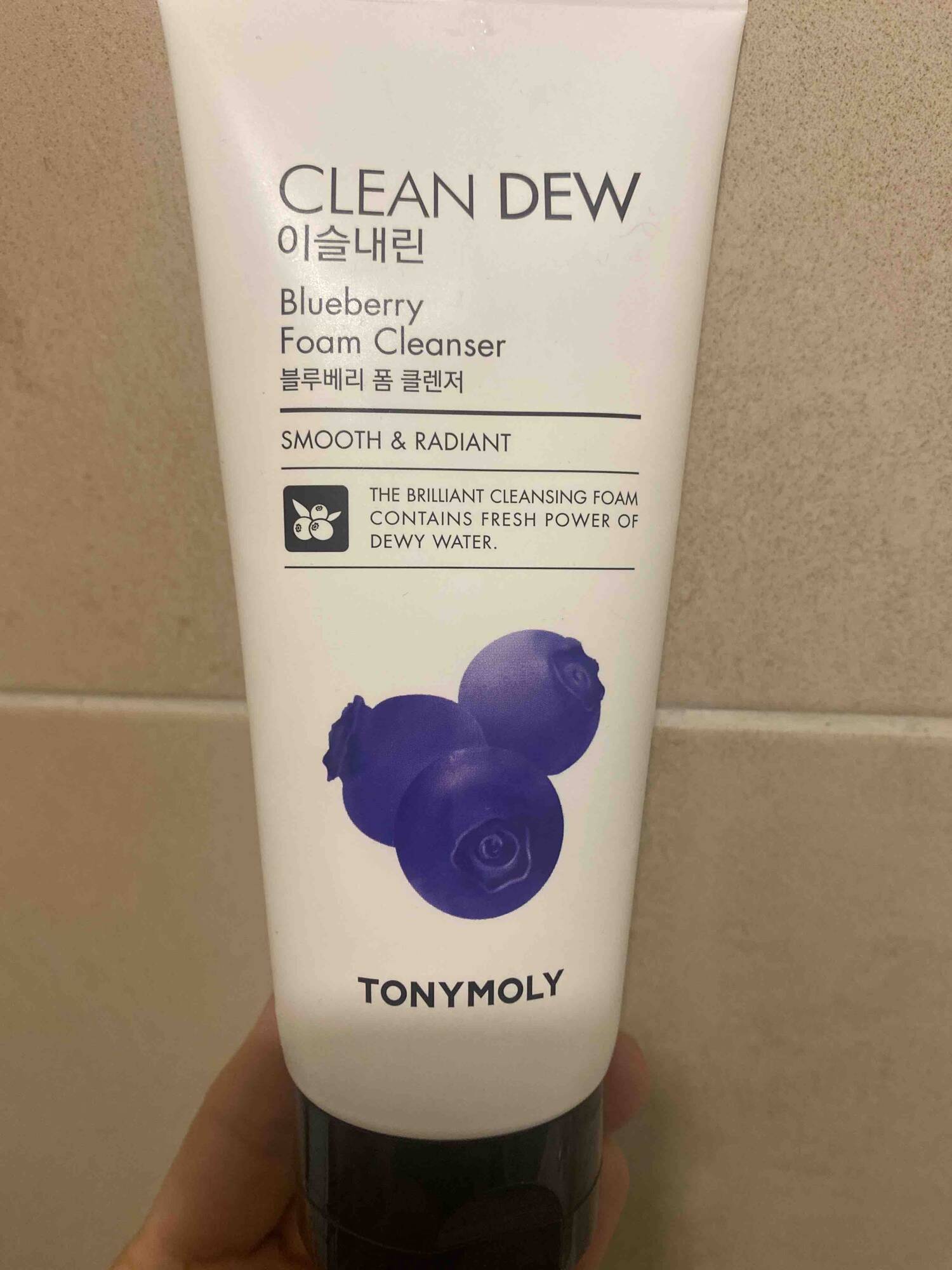 TONYMOLY - Clean dew - Blueberry foam cleanser