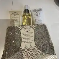 GLOSS - Belle whistle luxury - Exfoliant, lotion, brume corporelle