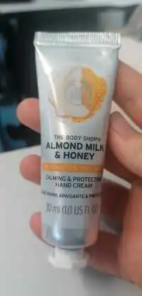 THE BODY SHOP - Almond milk & honey - Calming & protecting hand cream