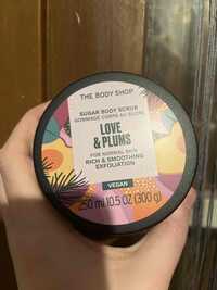 THE BODY SHOP - Love & plums  - Gommage corps au sucre