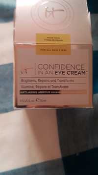 IT COSMETICS - Confidence in an eye cream