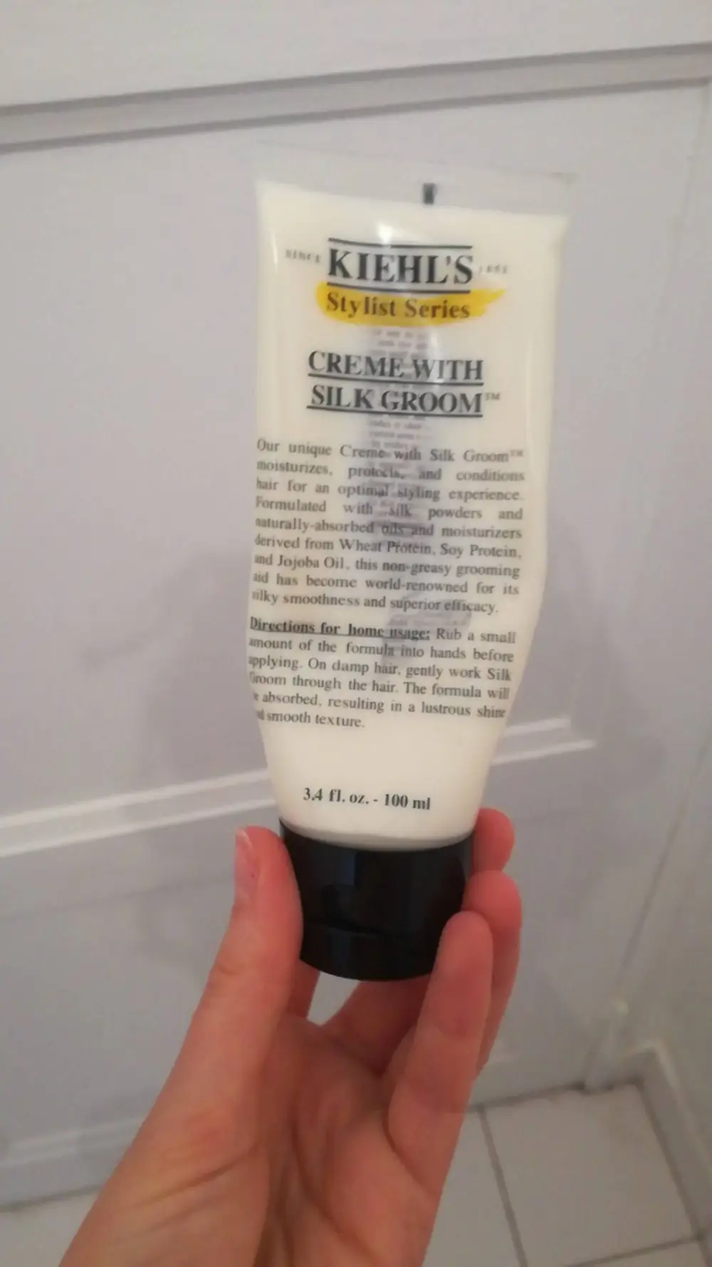 KIEHL'S - Stylist series - Creme with silk groom