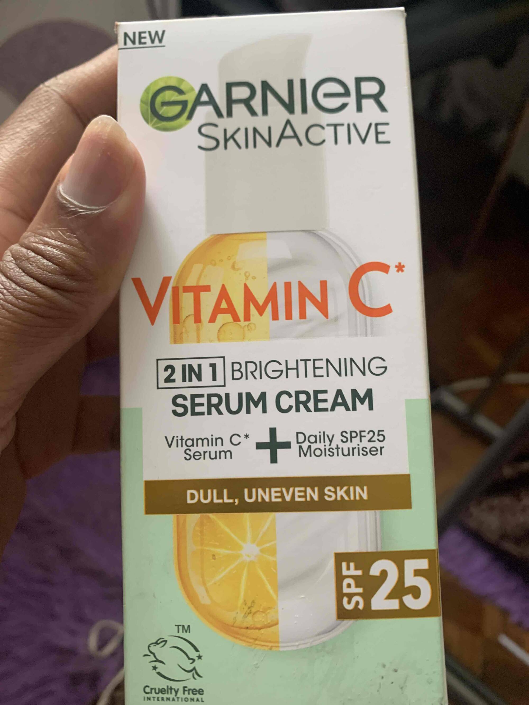 GARNIER - Vitamin C - 2In1 Brightening serum cream SPF 25