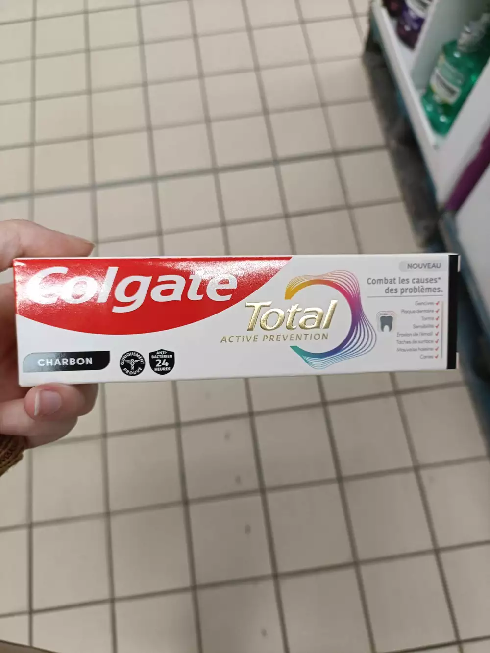 COLGATE - Dentifrice total active prevention charbon