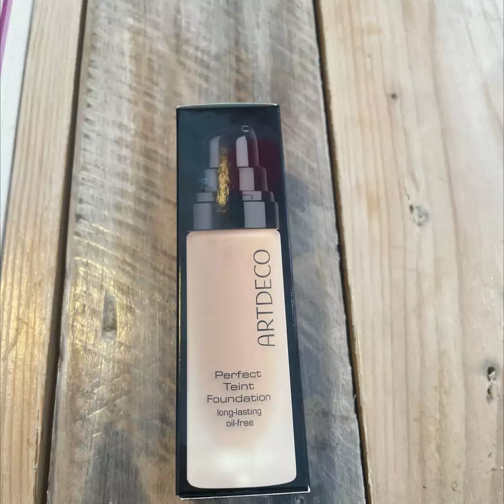 ARTDECO - Perfect teint foundation
