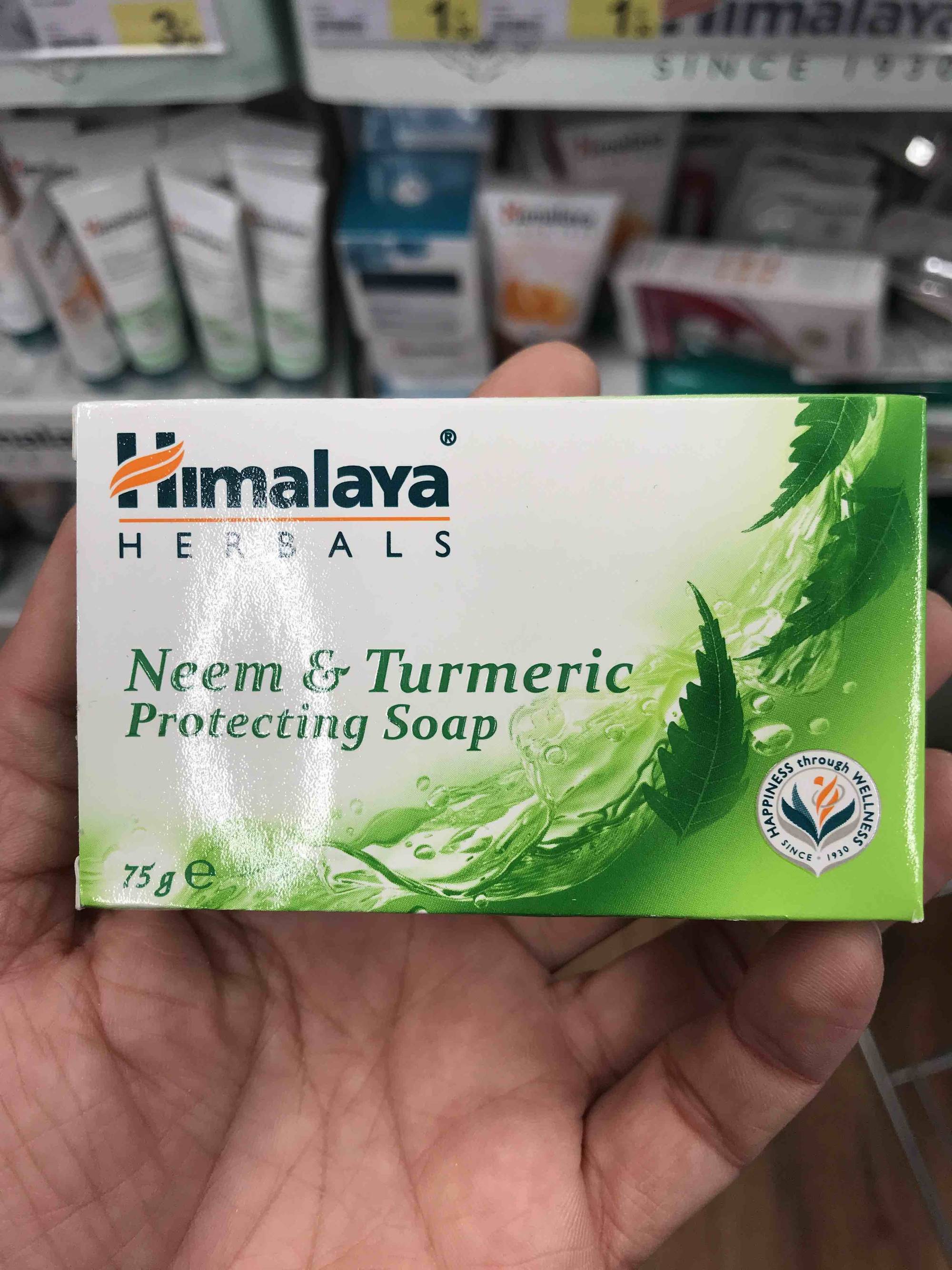 HIMALAYA HERBALS - Neem & turmeric - Protecting soap