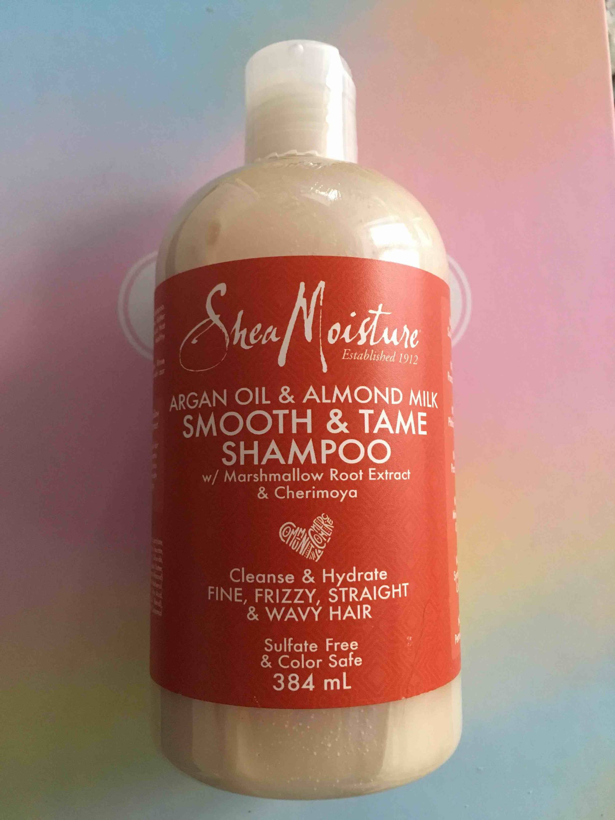 SHEA MOISTURE - Argan oil & almond milk - Smooth & tame shampoo
