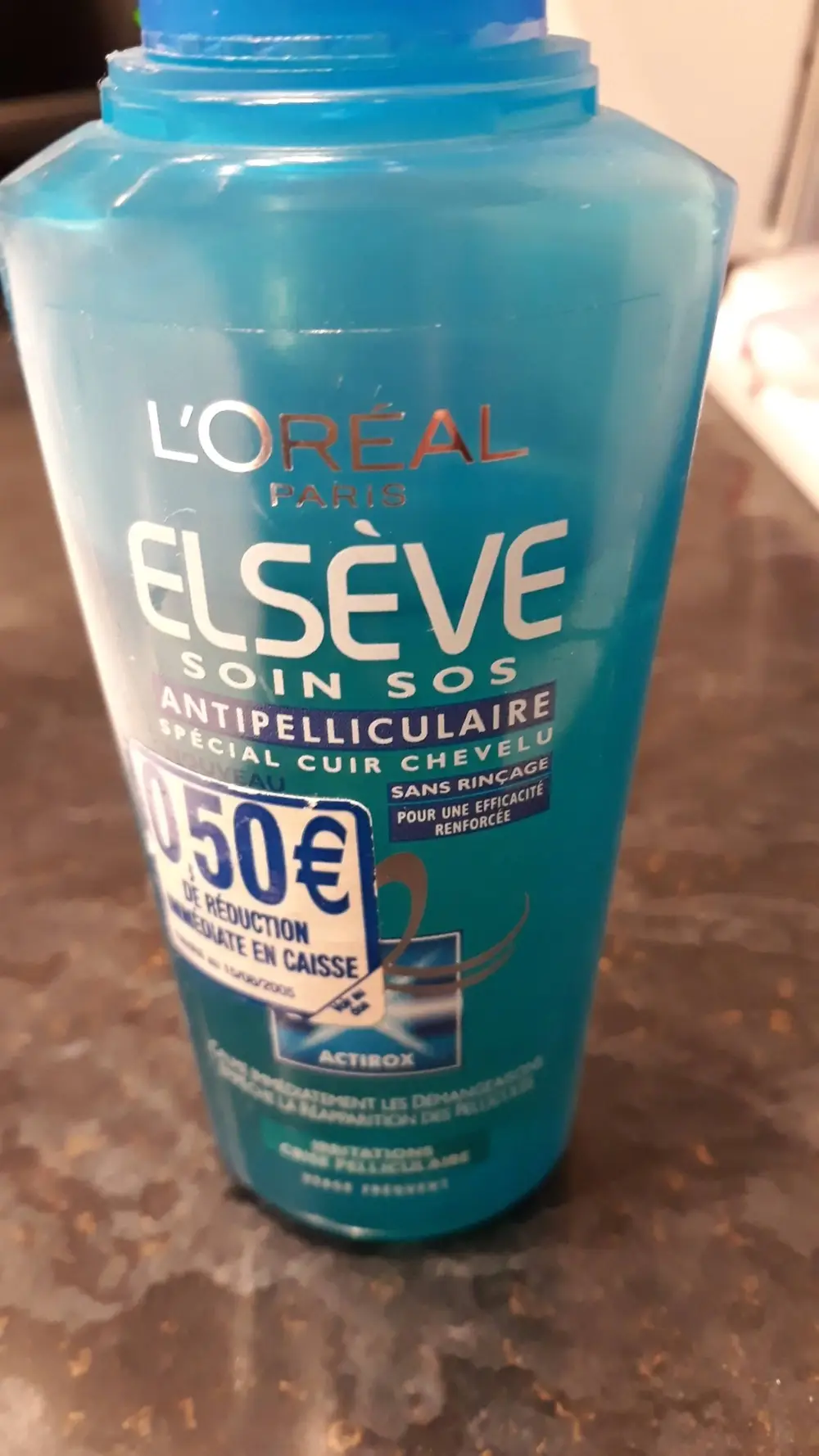 L'ORÉAL PARIS - Elsève - Soin SOS antipelliculaire