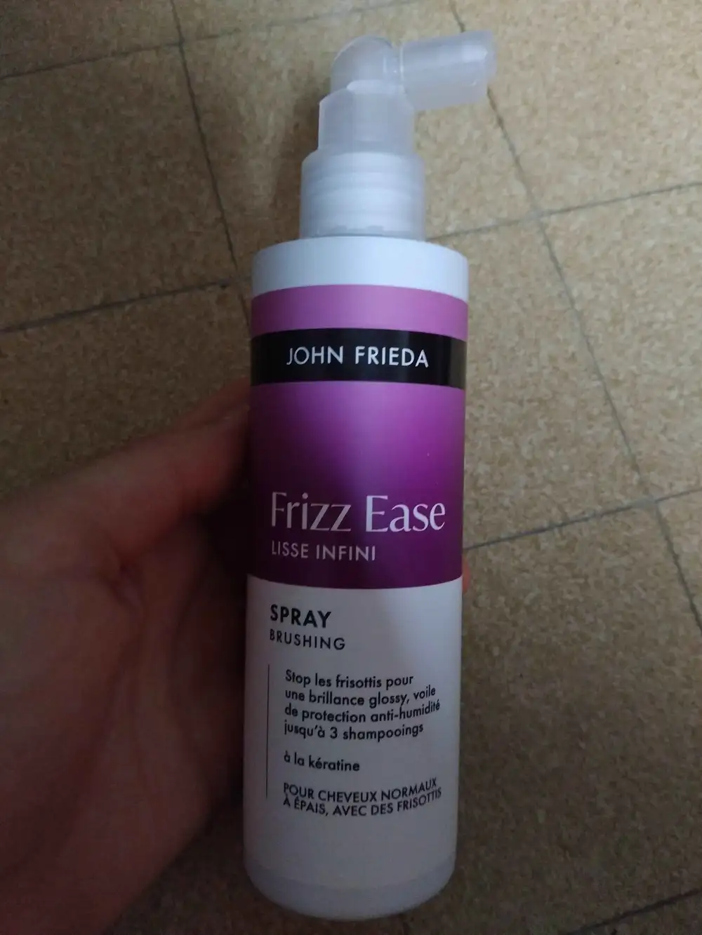 JOHN FRIEDA - Frizz ease - Spray brushing
