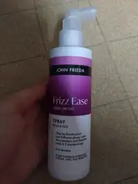 JOHN FRIEDA - Frizz ease - Spray brushing