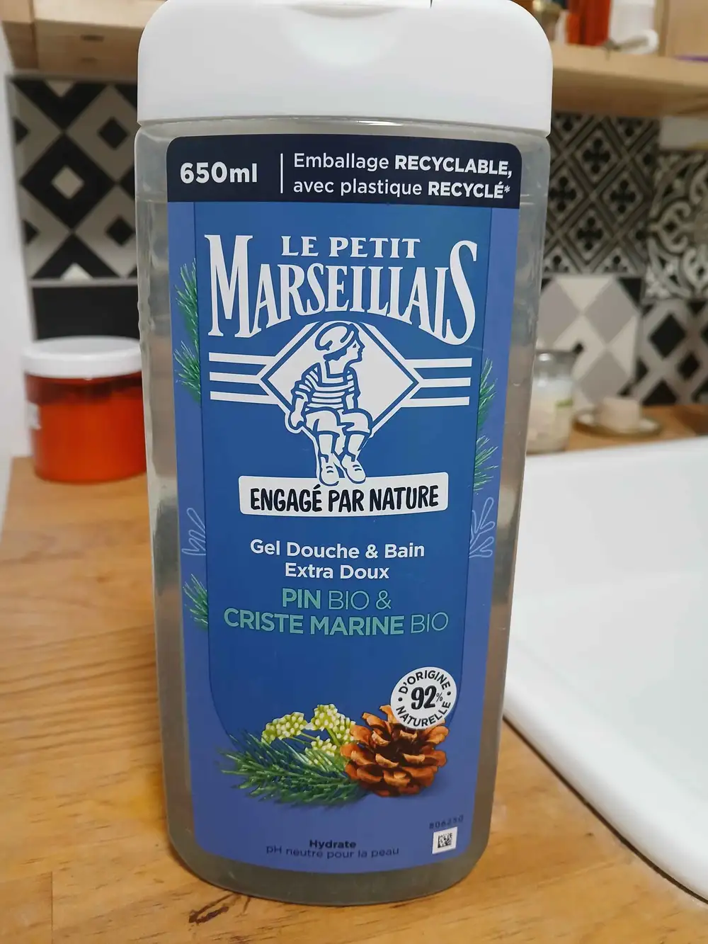 LE PETIT MARSEILLAIS - Gel douche & bain extra doux pin & criste marine bio