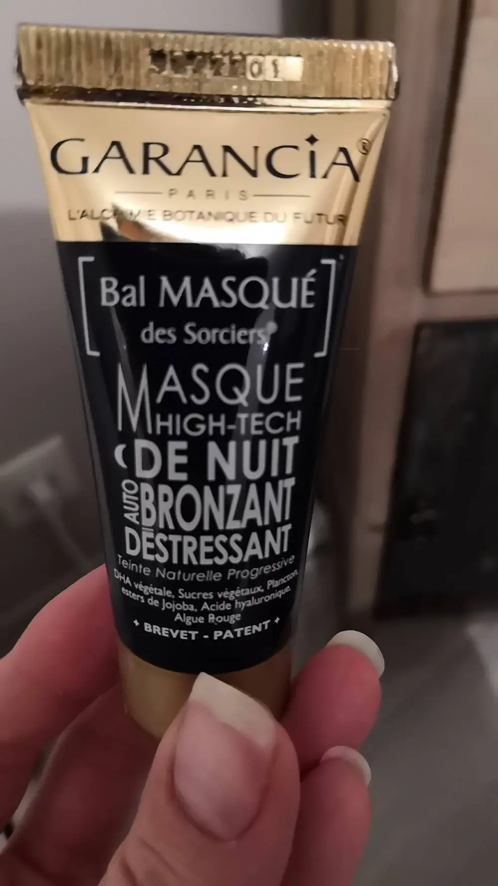 GARANCIA - Bal masqué des sorciers - Masque de nuit autobronzant