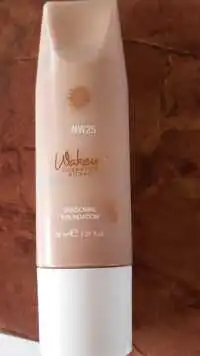 WAKE UP COSMETICS - NW 25 - Sensorial foundation 