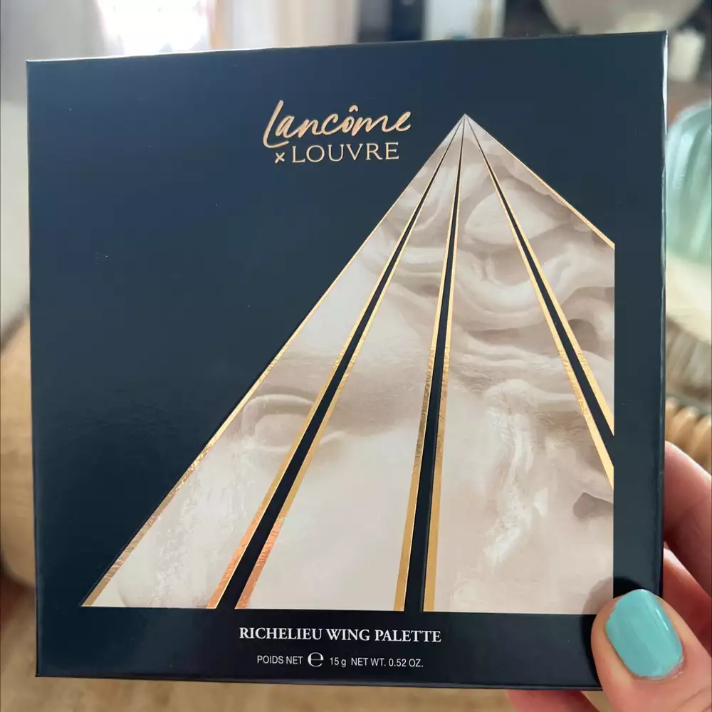 LANCÔME - Louvre - Richelieu wing palette