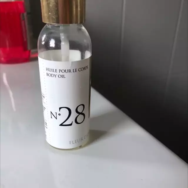 CHARME D'ORIENT - Huile pour le corps N° 28