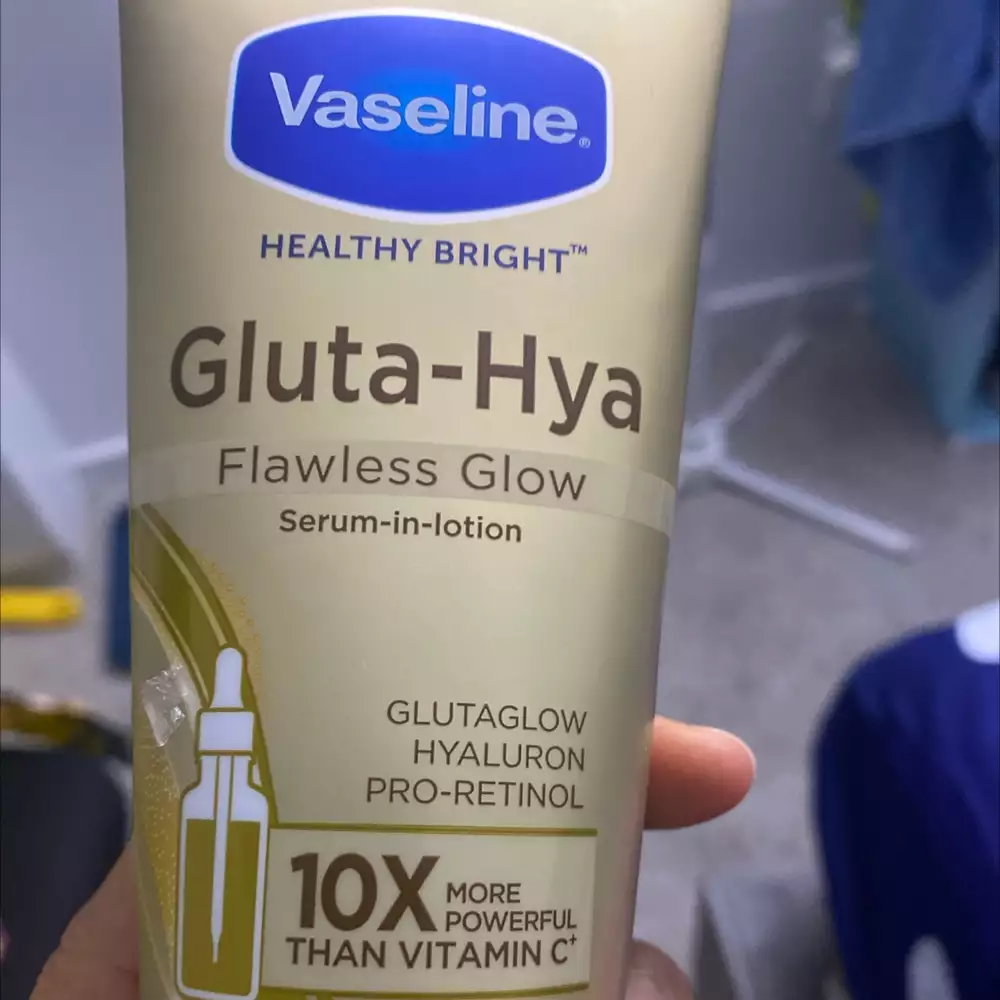 VASELINE - Gluta-hya - Flawless glow serum-in-lotion