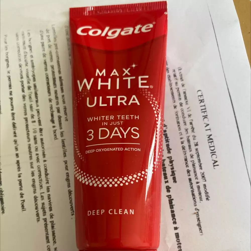 COLGATE - Max white ultra - Whiter teeth in just 3 days