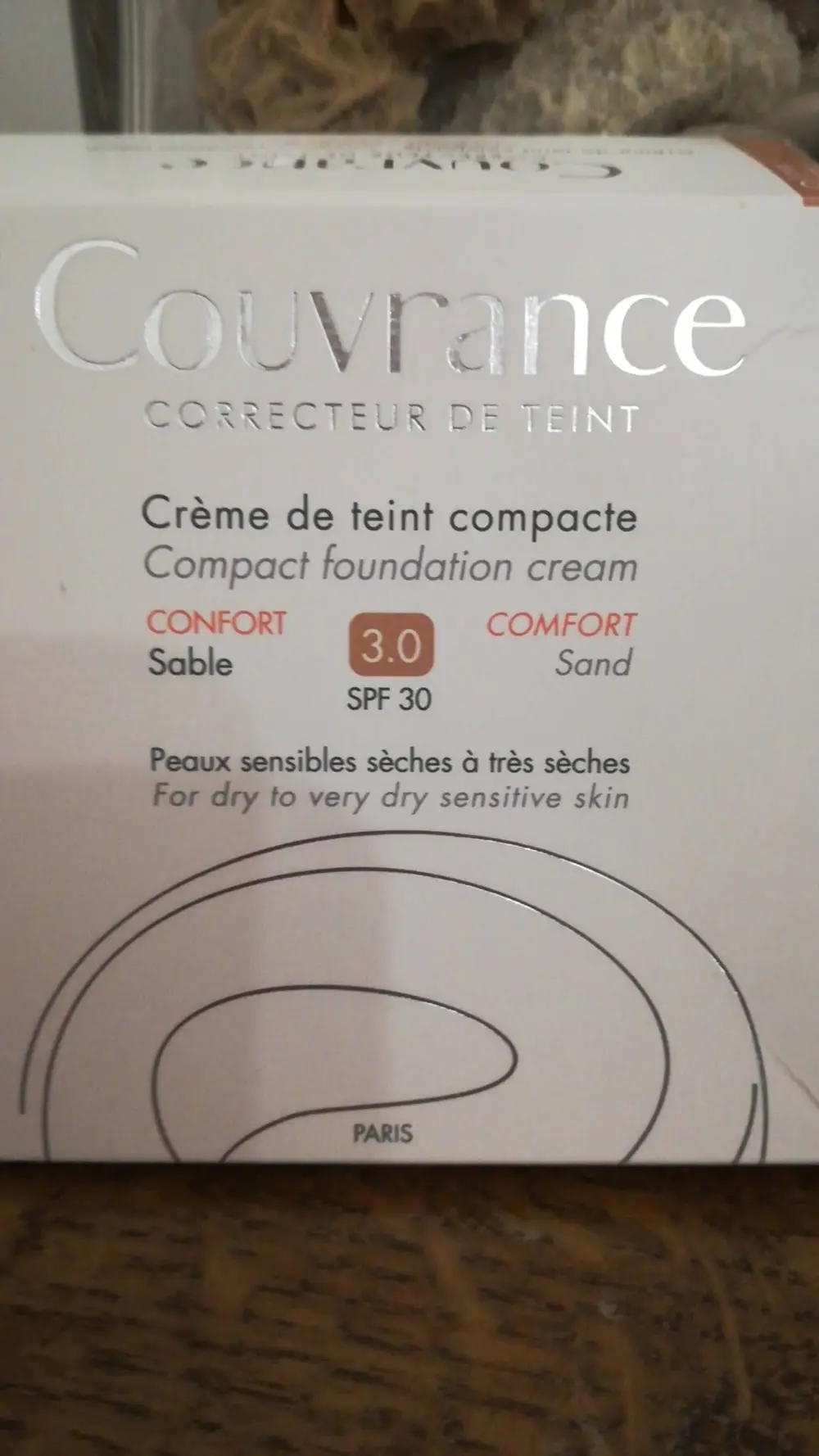 AVÈNE - Couvrance - Correcteur de teint - Crème de teint compacte