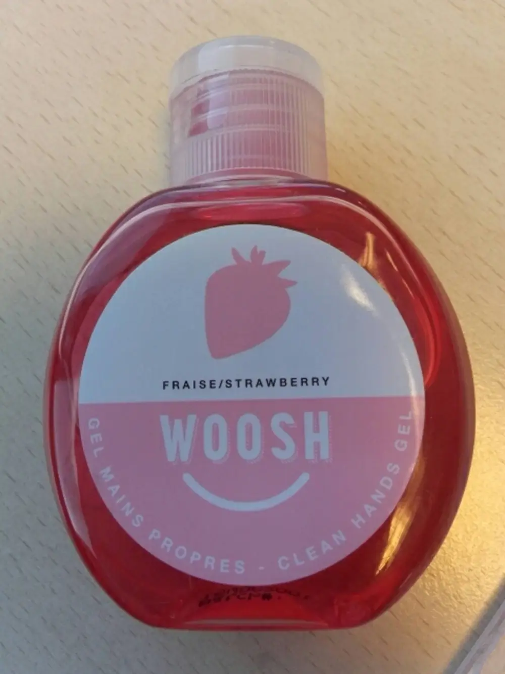 WOOSH - Gel mains propres à la fraise