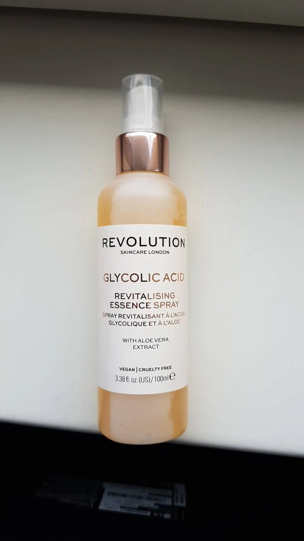 REVOLUTION SKINCARE LONDON - Glycolic acid - Spray revitalisant