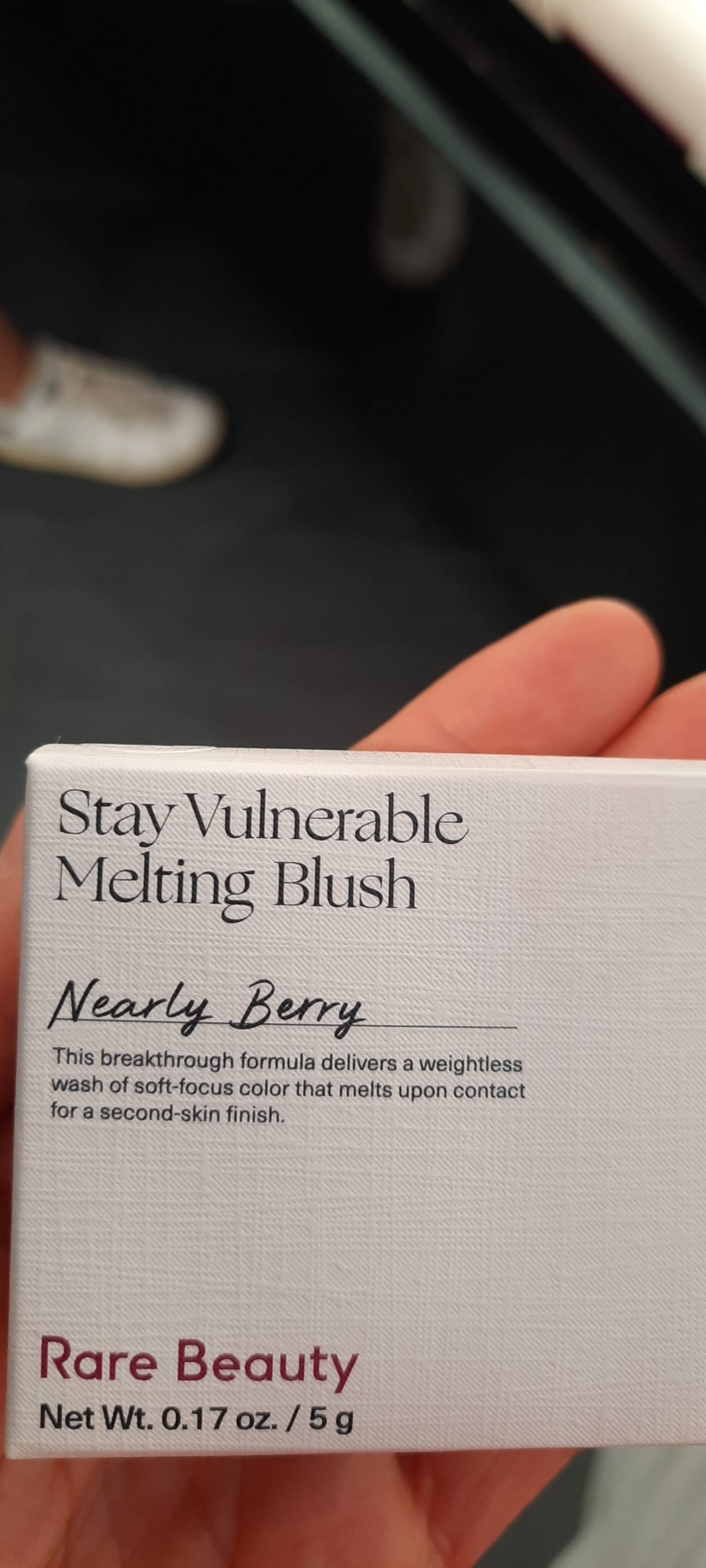 RARE BEAUTY - Stay vulnerable melting blush