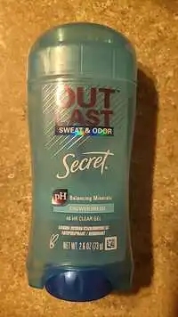 SECRET - Outlast sweat & odor - Shower fresh