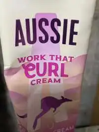 AUSSIE - Work that curl cream