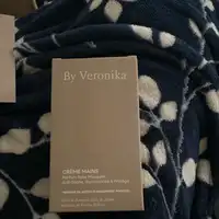 BY VERONIKA - Crème mains parfum rose musquée