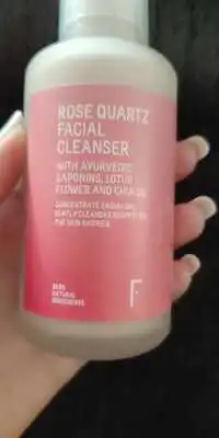 FRESHLY - Rose quartz facial cleanser