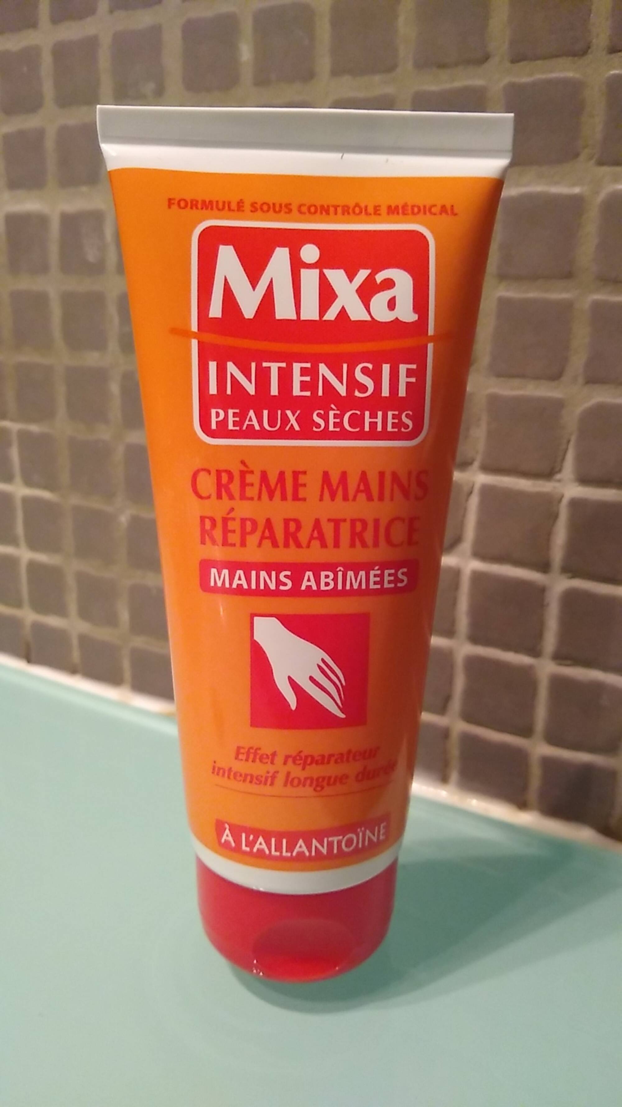 Crème Mains Réparatrice mains abîmées de Mixa