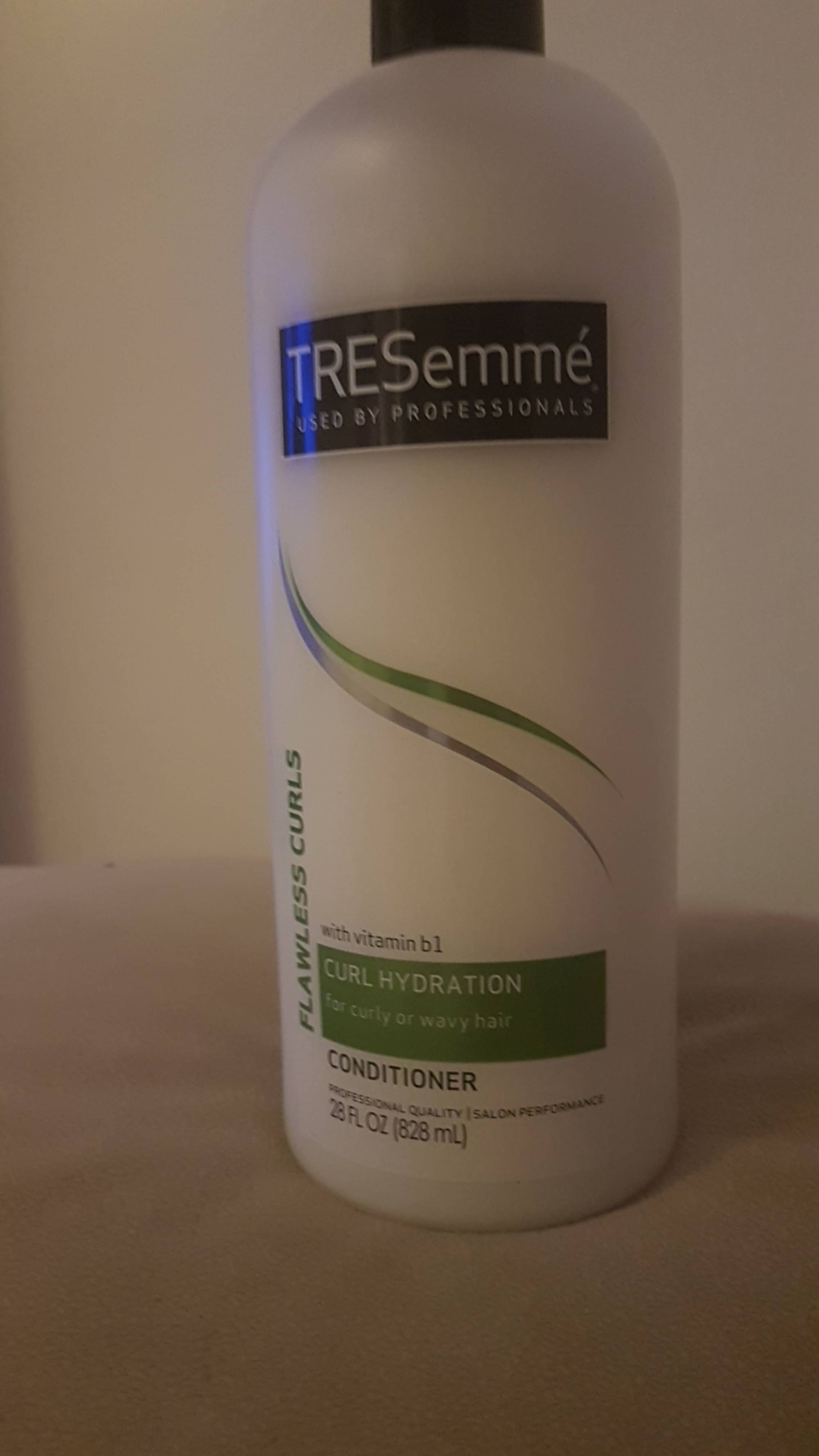 TRESEMMÉ - Flawless curls - Conditioner