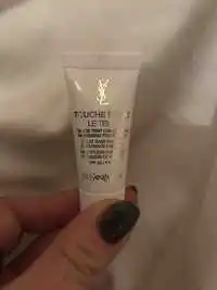 YVES SAINT LAURENT - Touche éclat le teint - Fond de teint lumière pure