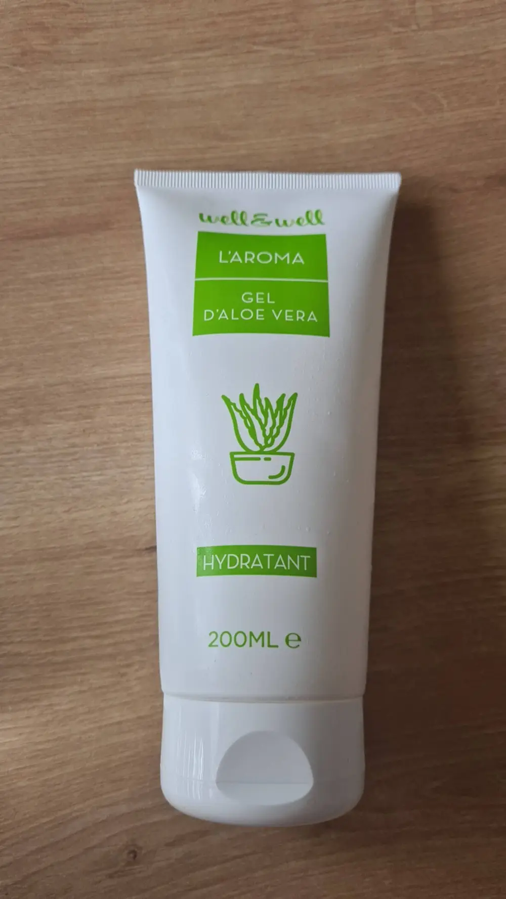 WELL & WELL - L'Aroma - Gel d'aloe vera hydratant