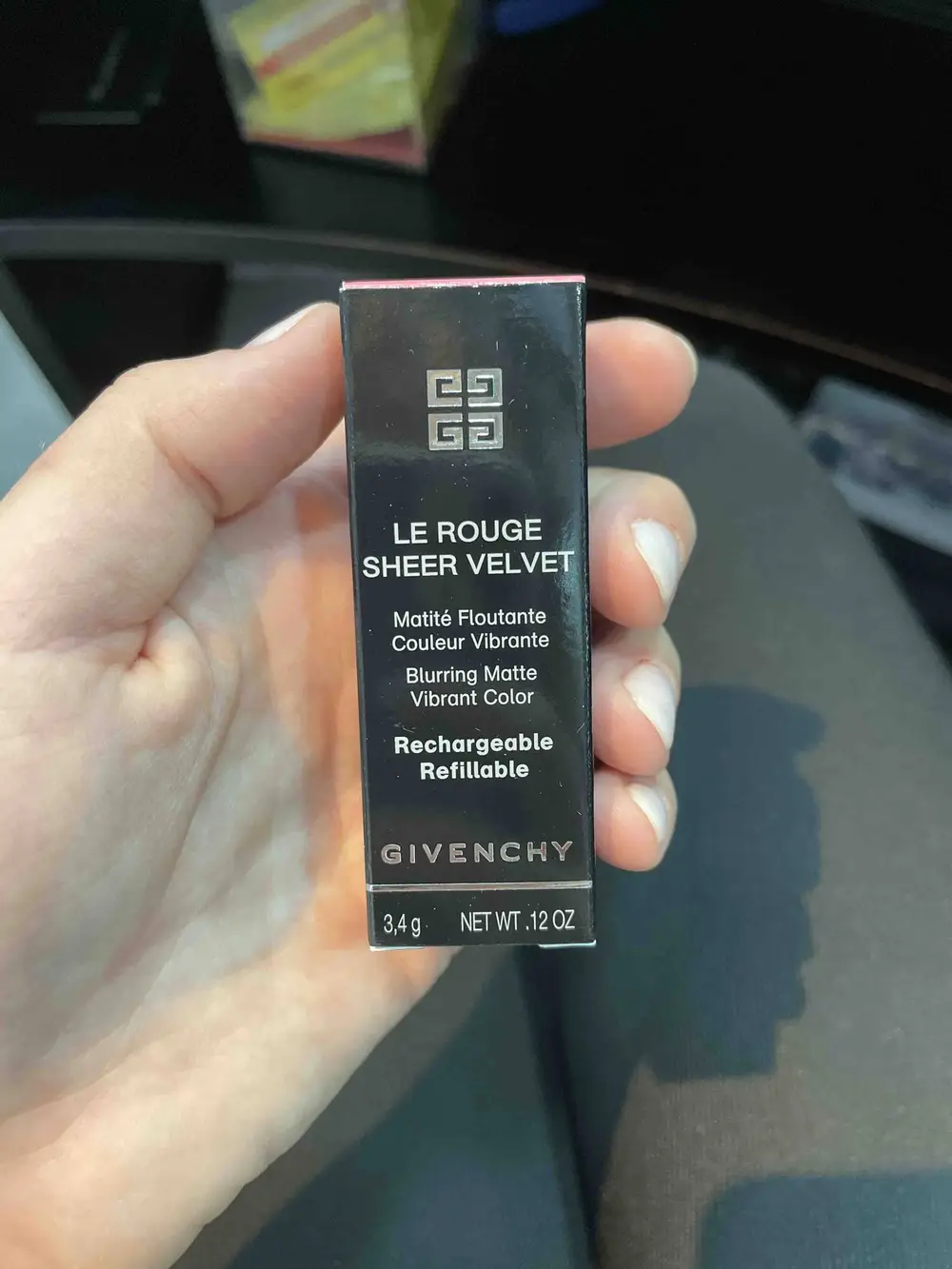 GIVENCHY - Le Rouge Sheer Velvet - Matité Floutante Couleur vibrante