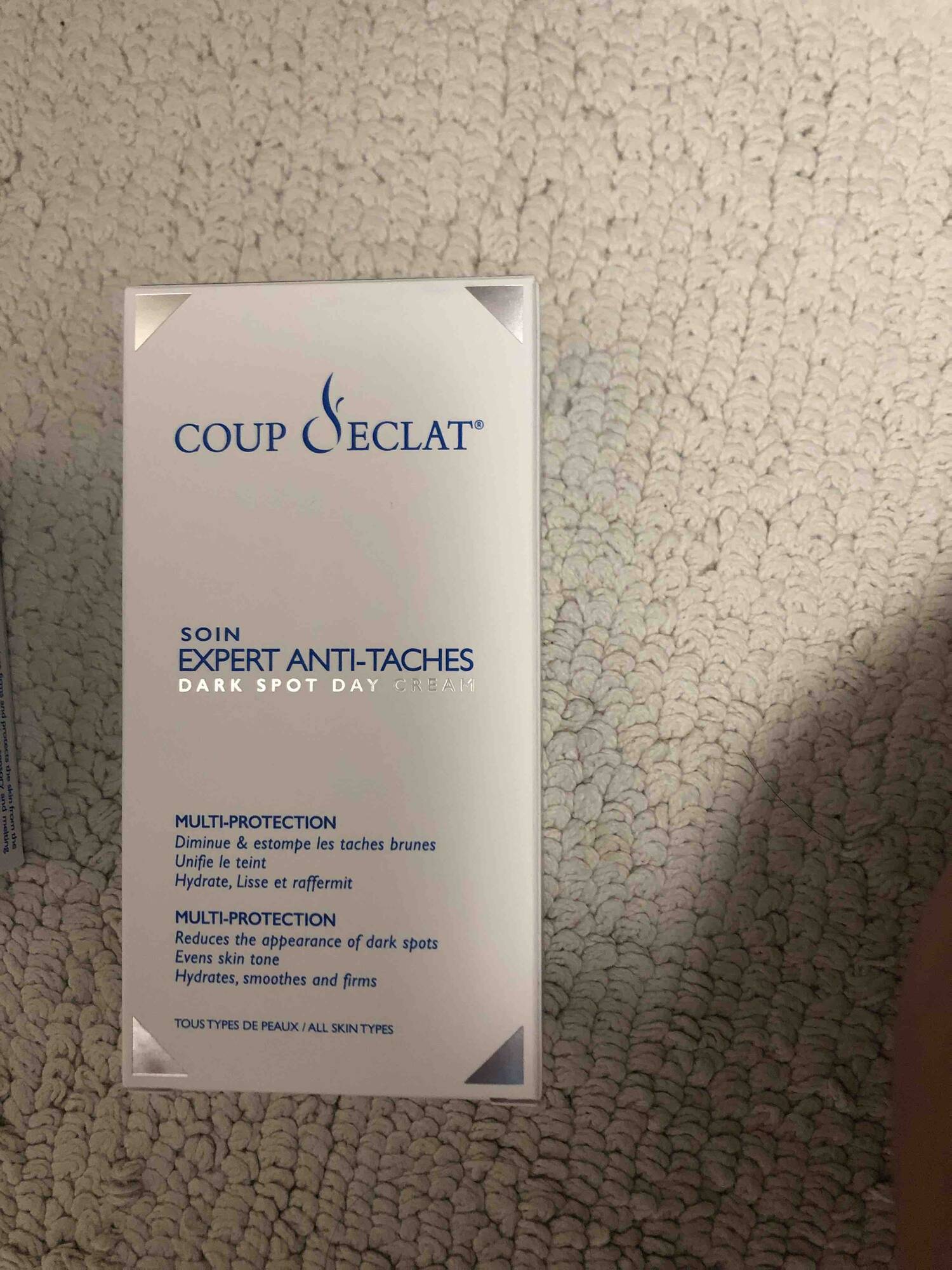 COUP D'ECLAT - Soin expert anti-taches multi-protection