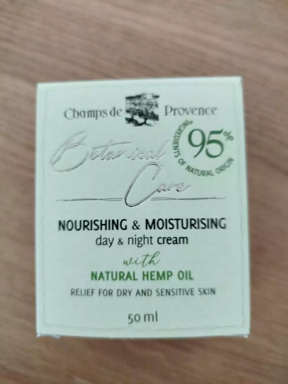 CHAMPS DE PROVENCE - Botanical care - Nourishing & moisturising day & night cream