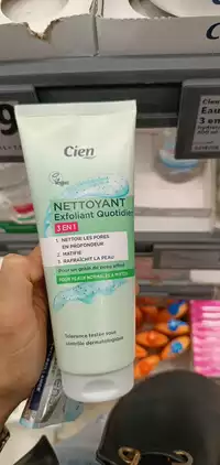CIEN - Nettoyant exfoliant quotidien 3 en 1