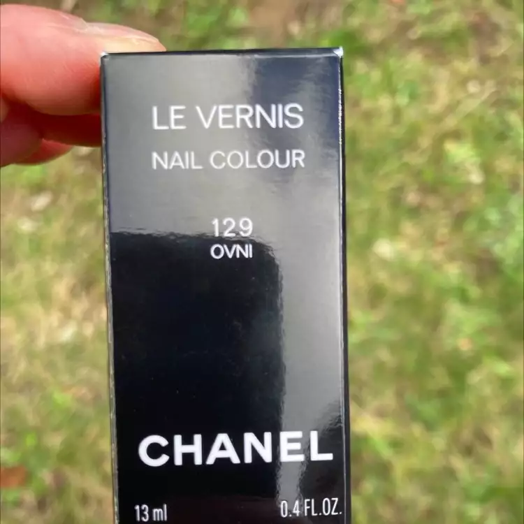 CHANEL - 129 ovnis - Le vernis