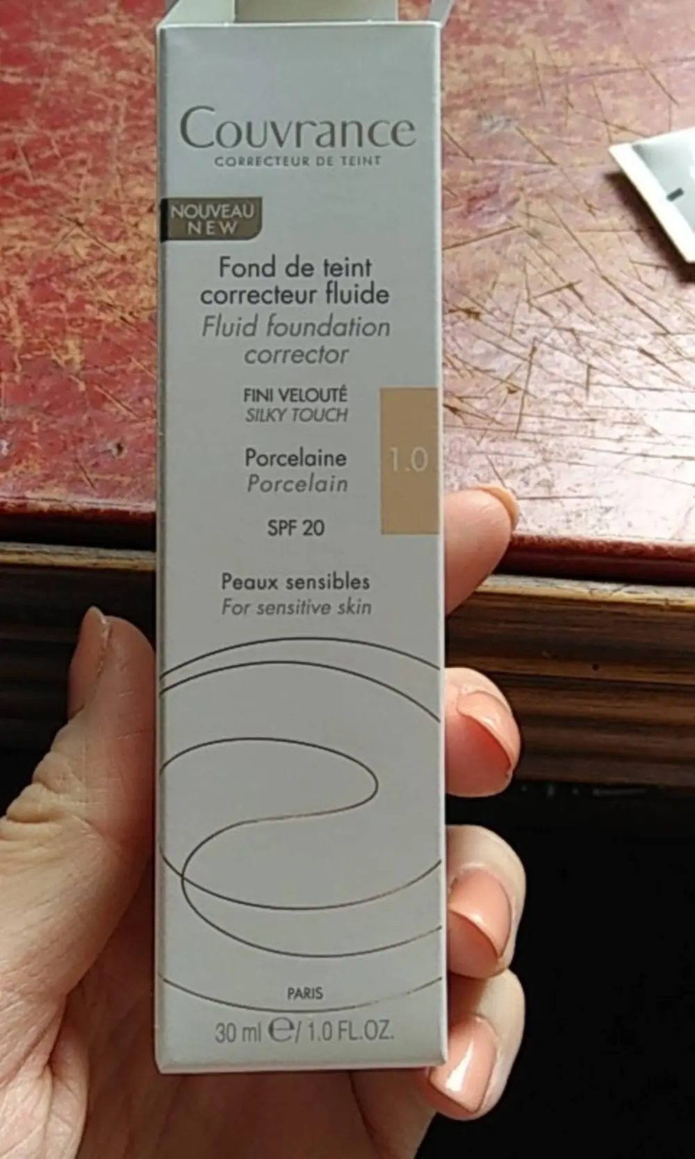 AVÈNE - Couvrance - Fond de teint correcteur fluide SPF 20