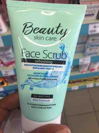 BEAUTY - Face scrub 