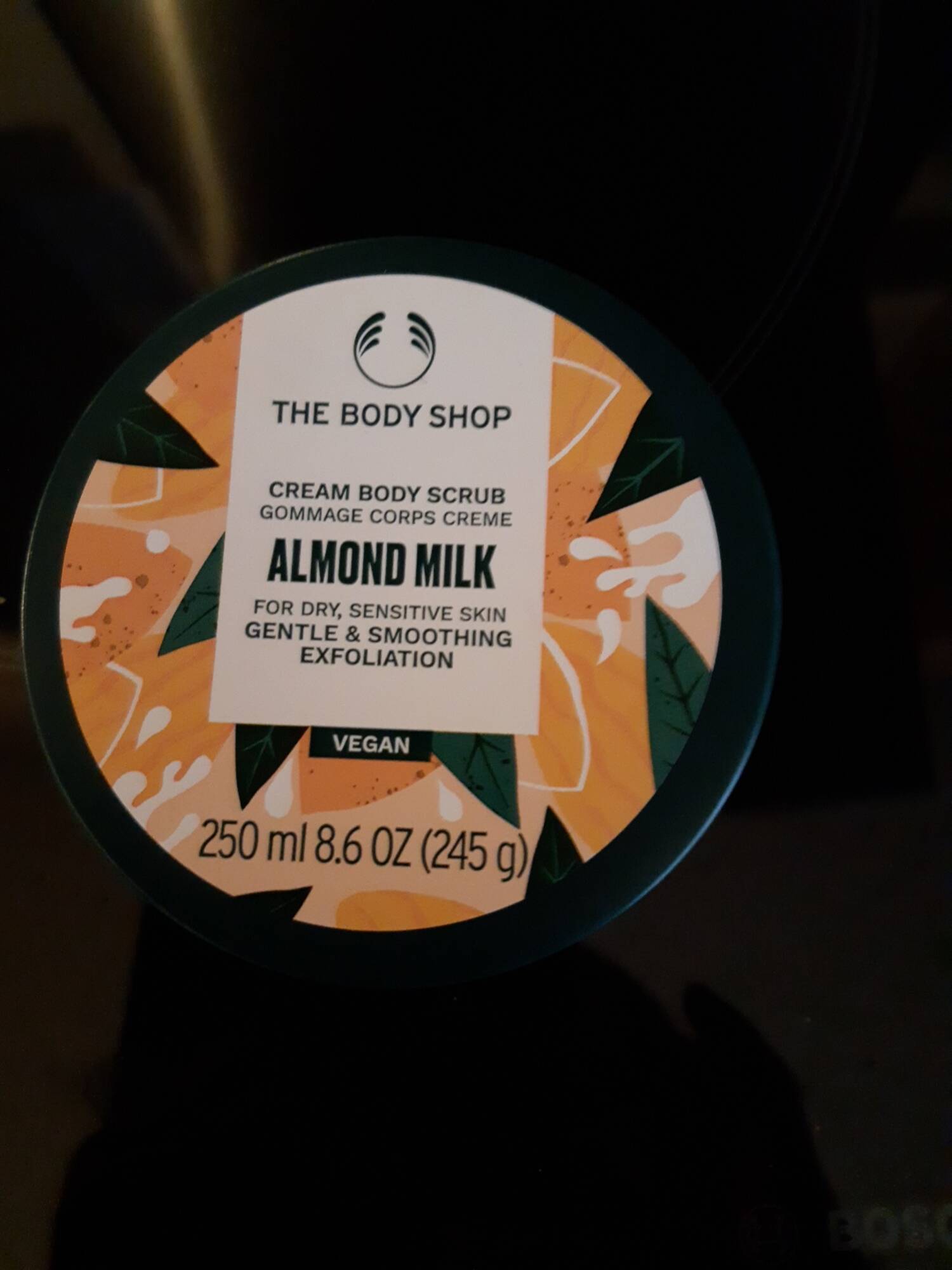 THE BODY SHOP - Almond milk - Gommage corps creme