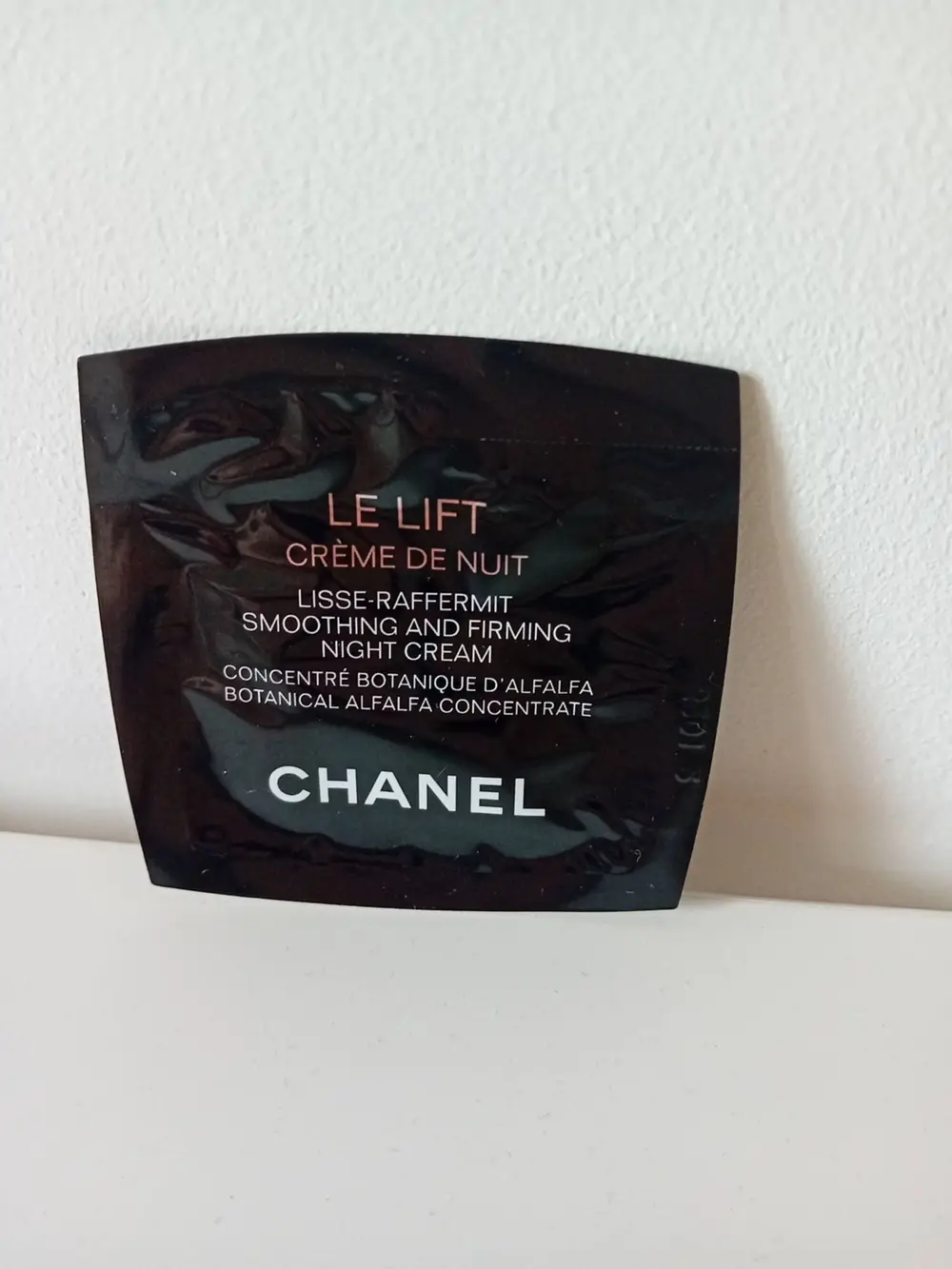 CHANEL - Le lift - Crème de nuit lisse-raffermit