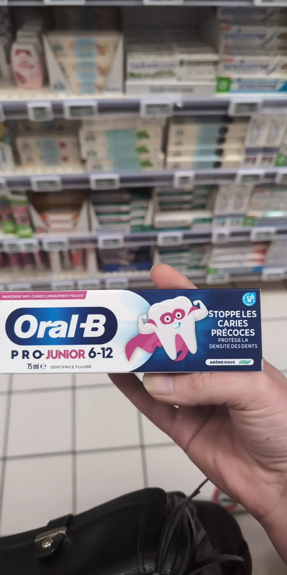 ORAL-B - Pro junior 6-12 - Dentirice fluoré