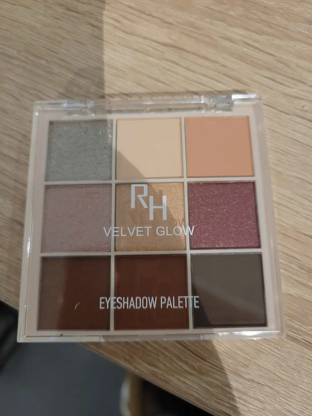 REALHER - Velvet glow - Eyeshadow palette