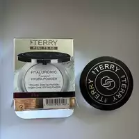 BY TERRY - Hyaluronic pressed hydra powder - Poudre soin de finition