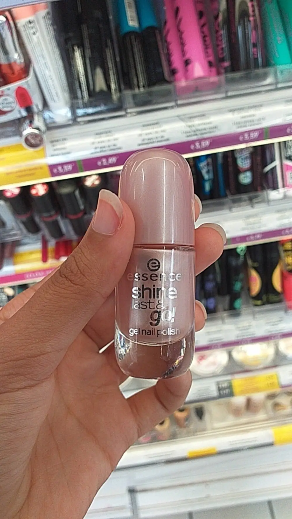 ESSENCE - Shine last & go!  - Gel nail polish 06 frosted kiss