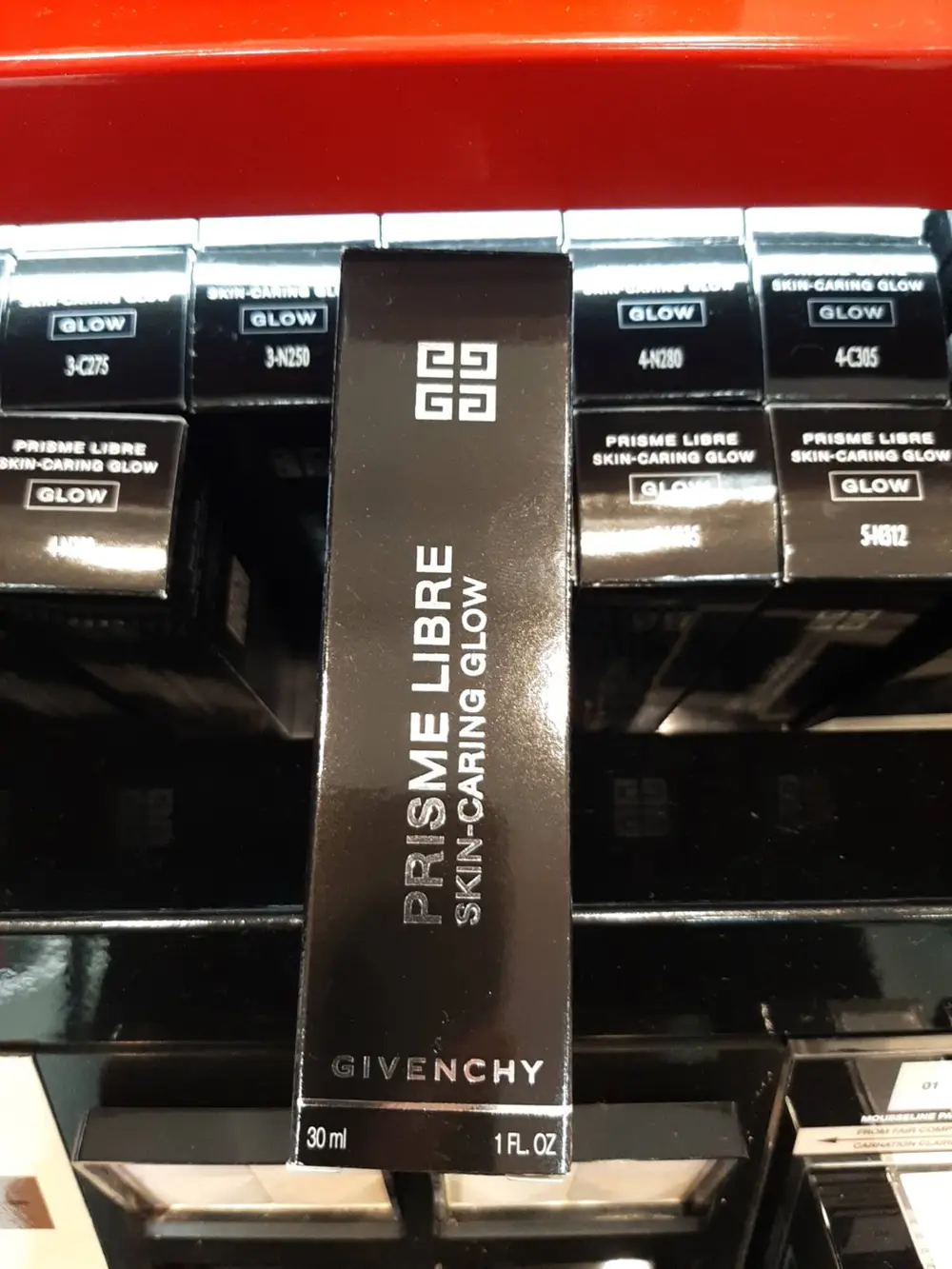 GIVENCHY - Prisme libre skin Caring glow