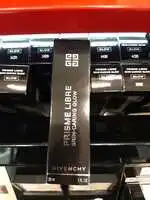 GIVENCHY - Prisme libre skin Caring glow